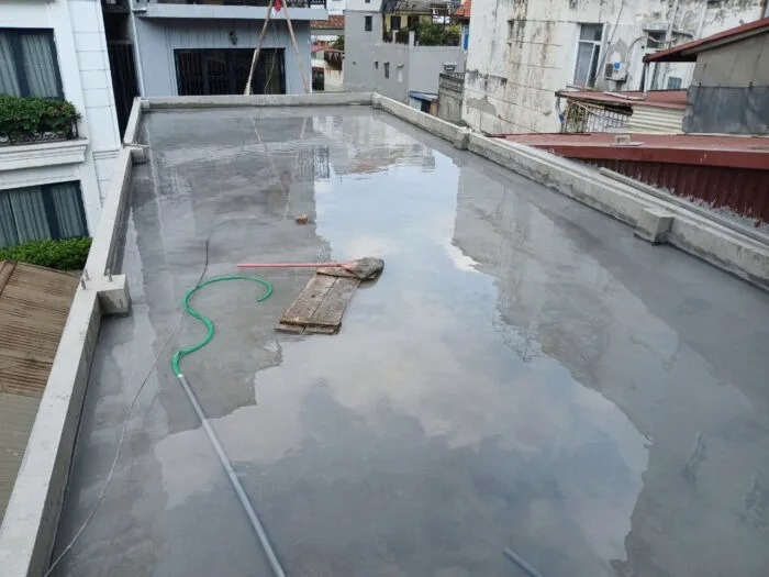 Dịch vụ chống thấm sàn mái cho công trình mới xây tại Quận 5 chuẩn kĩ thuật