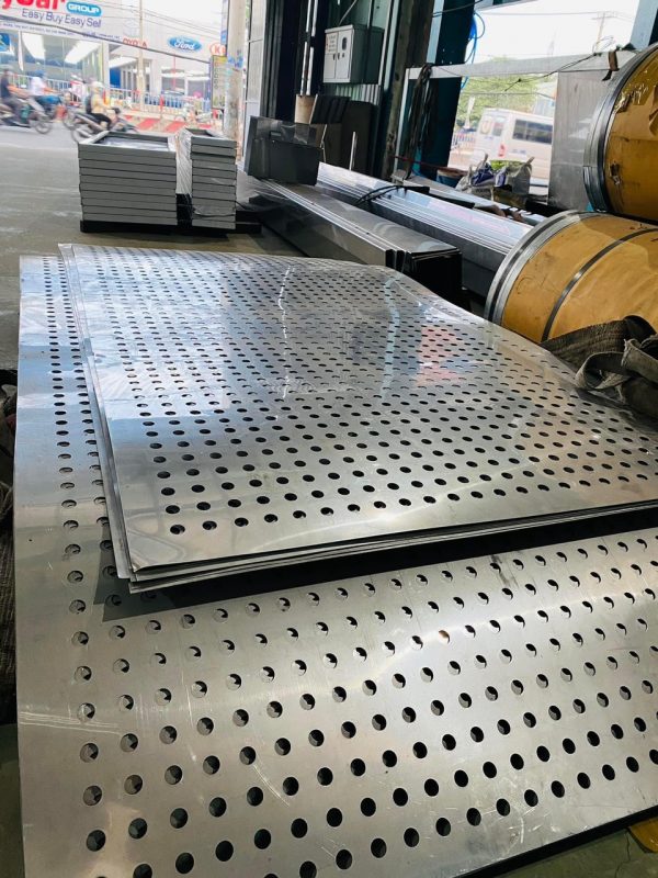 Lưới lọc làm từ tấm thép đột dập CNC