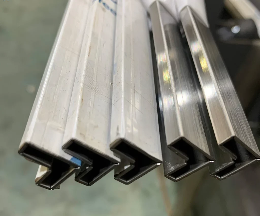 Ống chữ V làm từ tấm kim loại inox 304, 201 bào CNC