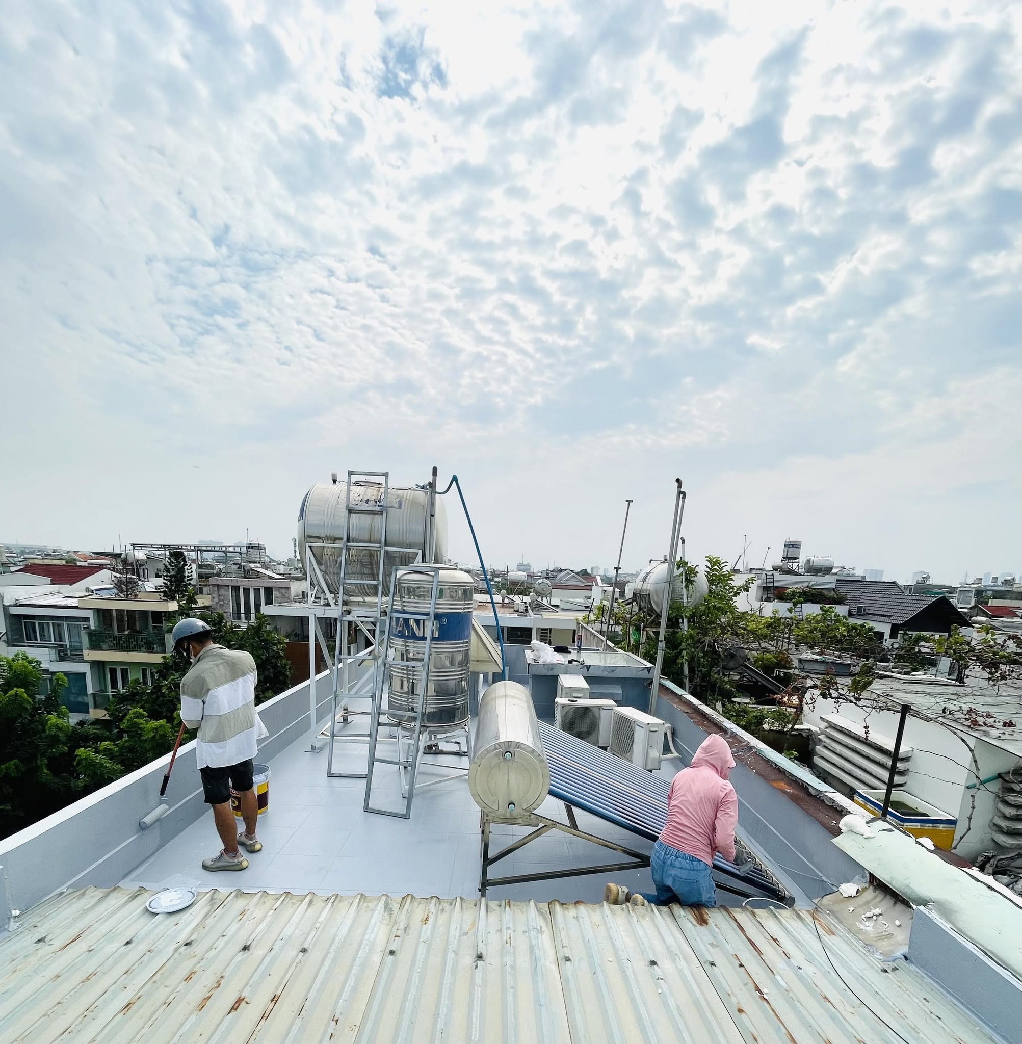 Đội thợ chống thấm tại Gia Lâm chuyên nghiệp, thi công đúng tiến độ, gọn sạch